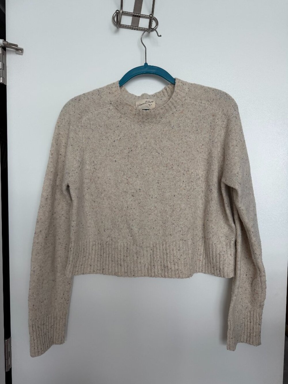 Universal Thread Oatmeal Long Cropped Sweater